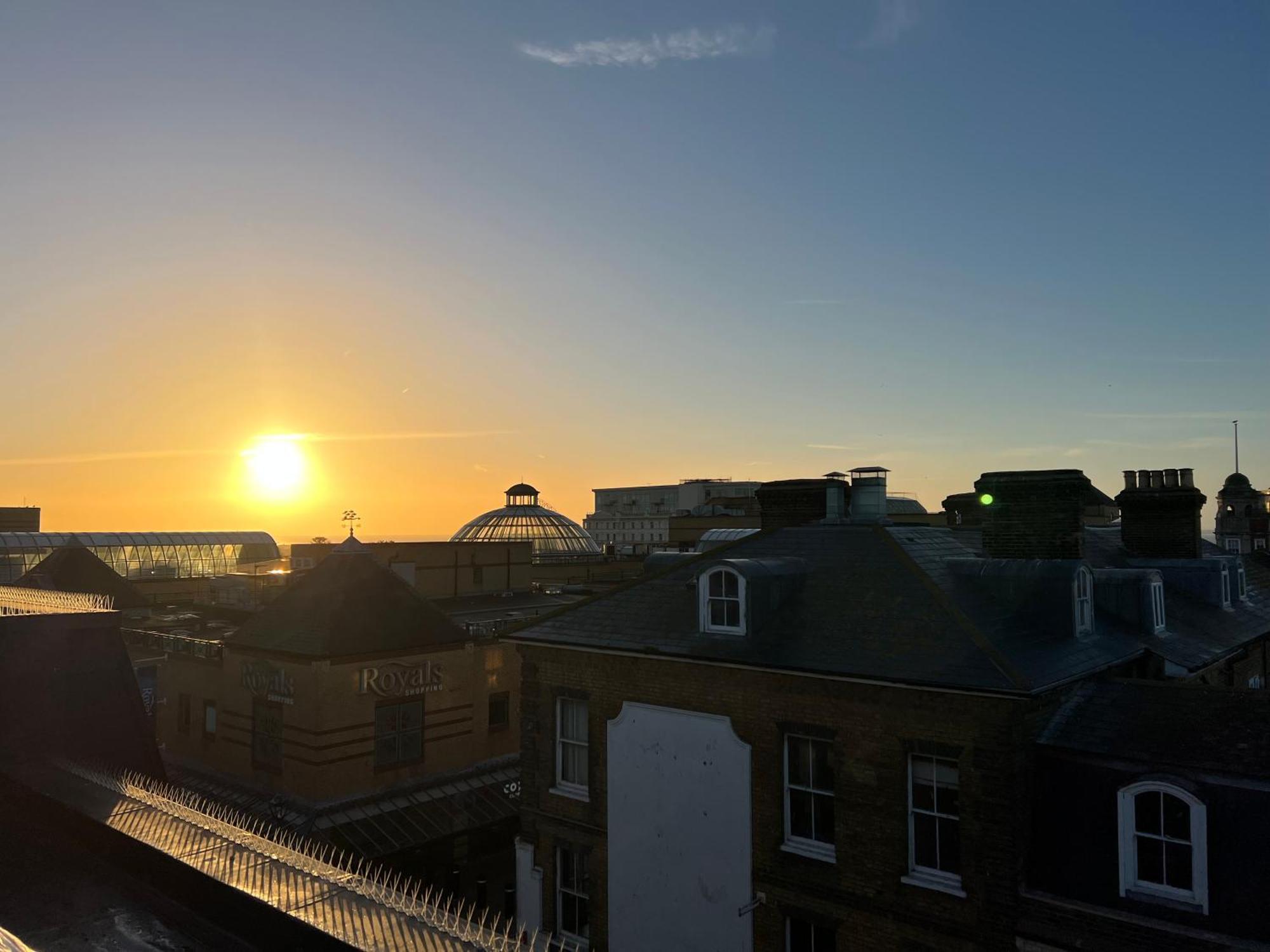 Stunning New Penthouse Apartment Southend-on-Sea Exterior foto